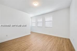 В аренду: $3,300 (3 спален, 3 ванн, 1782 Квадратных фут)