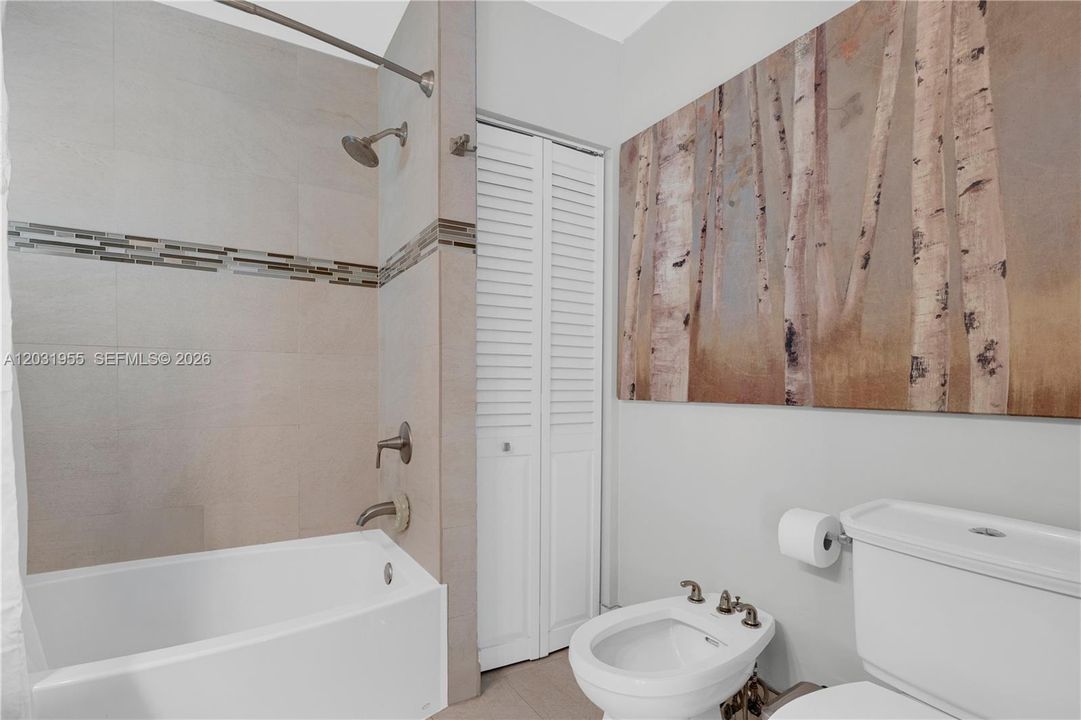 For Sale: $639,000 (4 beds, 3 baths, 1784 Square Feet)
