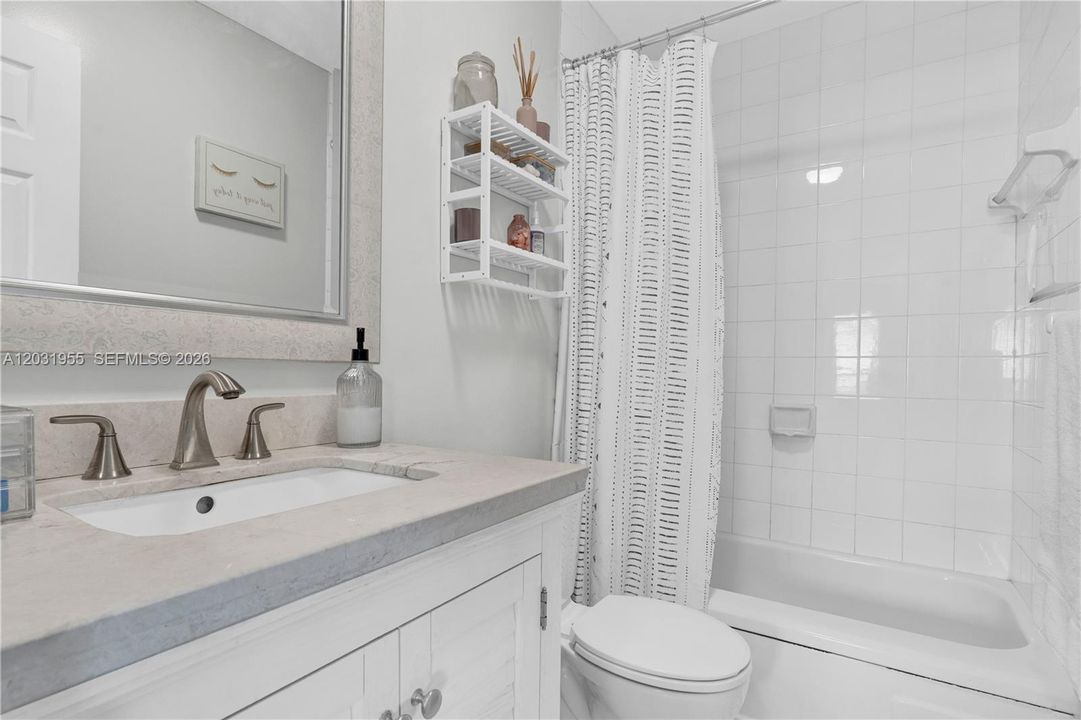 For Sale: $639,000 (4 beds, 3 baths, 1784 Square Feet)