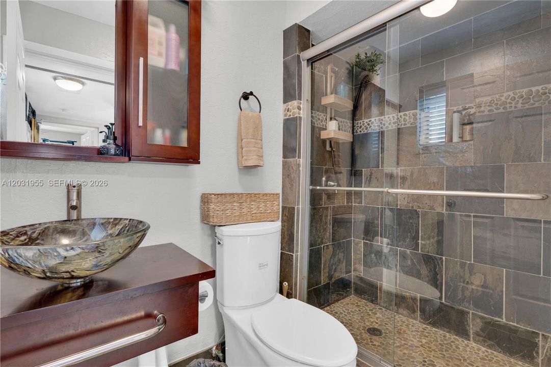 For Sale: $639,000 (4 beds, 3 baths, 1784 Square Feet)