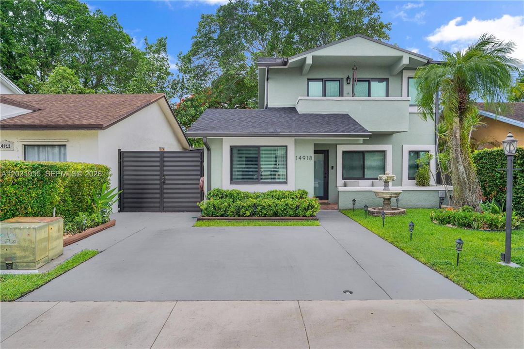 For Sale: $639,000 (4 beds, 3 baths, 1784 Square Feet)