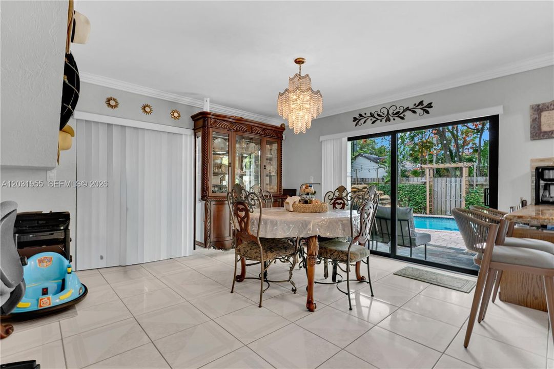 For Sale: $639,000 (4 beds, 3 baths, 1784 Square Feet)