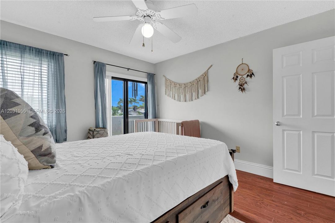 For Sale: $639,000 (4 beds, 3 baths, 1784 Square Feet)