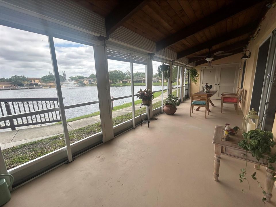 For Rent: $2,500 (2 beds, 2 baths, 1030 Square Feet)
