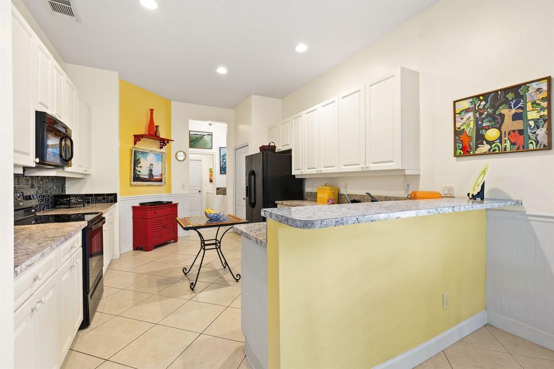 KITCHEN