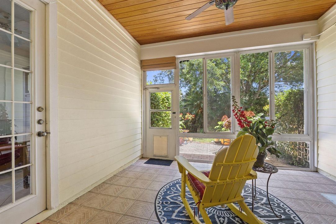 SCREENED BACK PORCH
