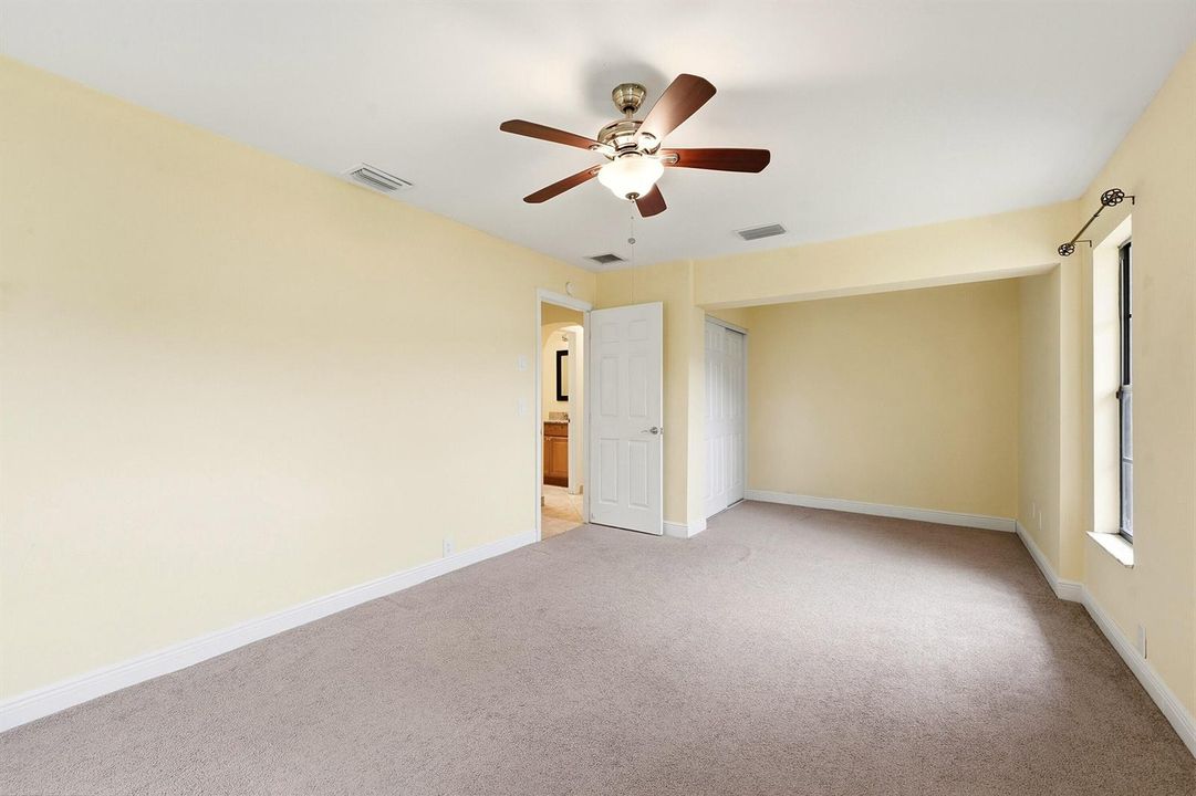 bedroom 3 toward entry