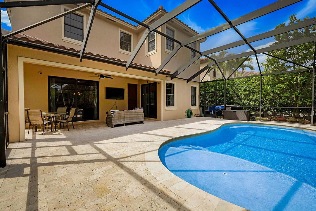 7593 NW 113th Ave -42