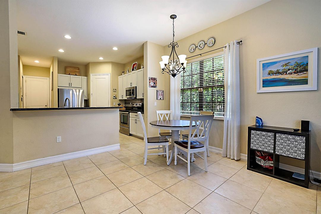 7593 NW 113th Ave -16