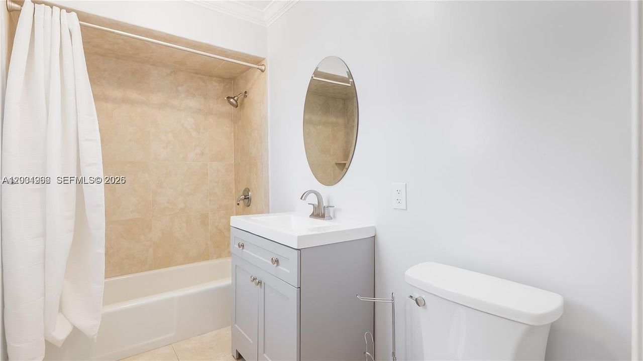 For Sale: $2,500,000 (6 beds, 4 baths, 3772 Square Feet)