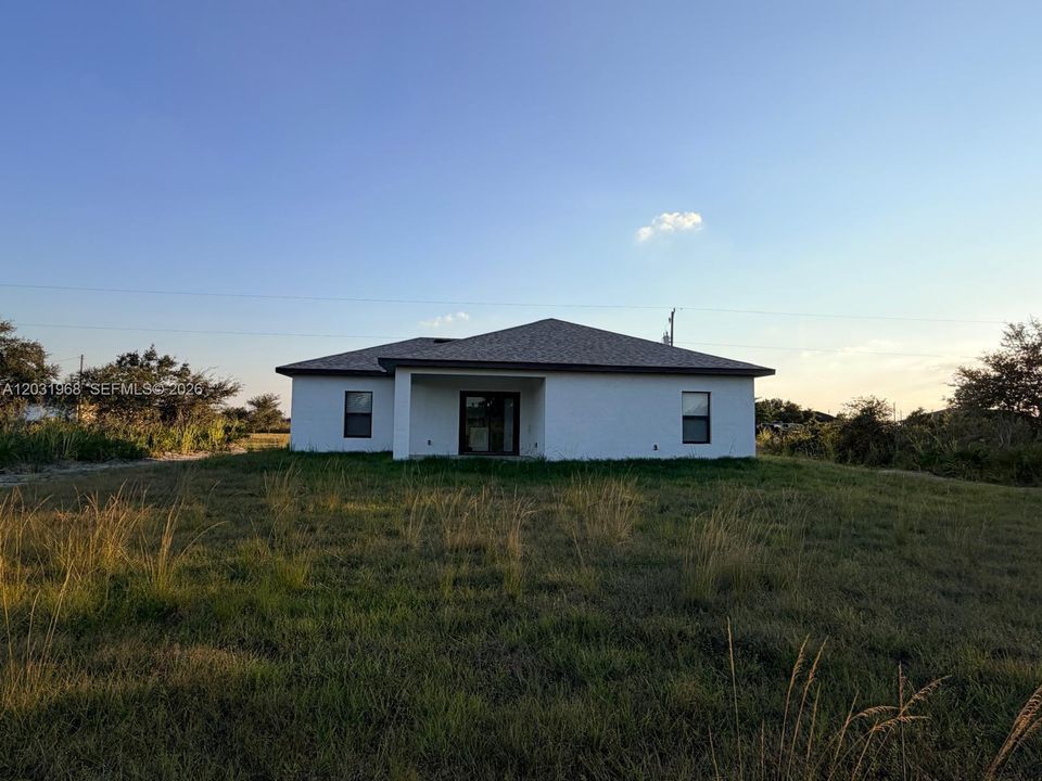 For Rent: $2,250 (3 beds, 2 baths, 0 Square Feet)