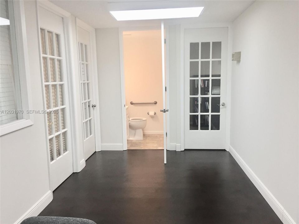 В аренду: $700 (0 спален, 0 ванн, 0 Квадратных фут)