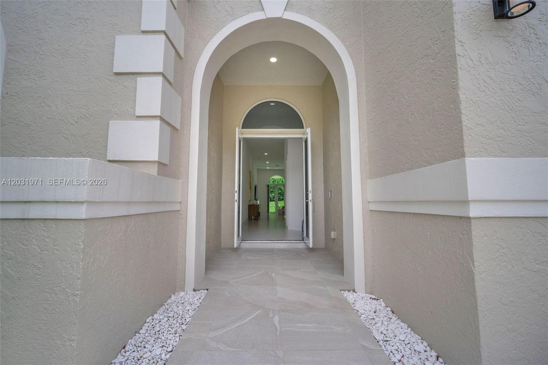 For Rent: $5,500 (3 beds, 2 baths, 2328 Square Feet)