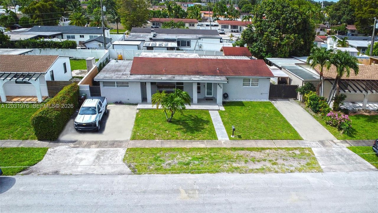 For Sale: $849,000 (3 beds, 2 baths, 2238 Square Feet)