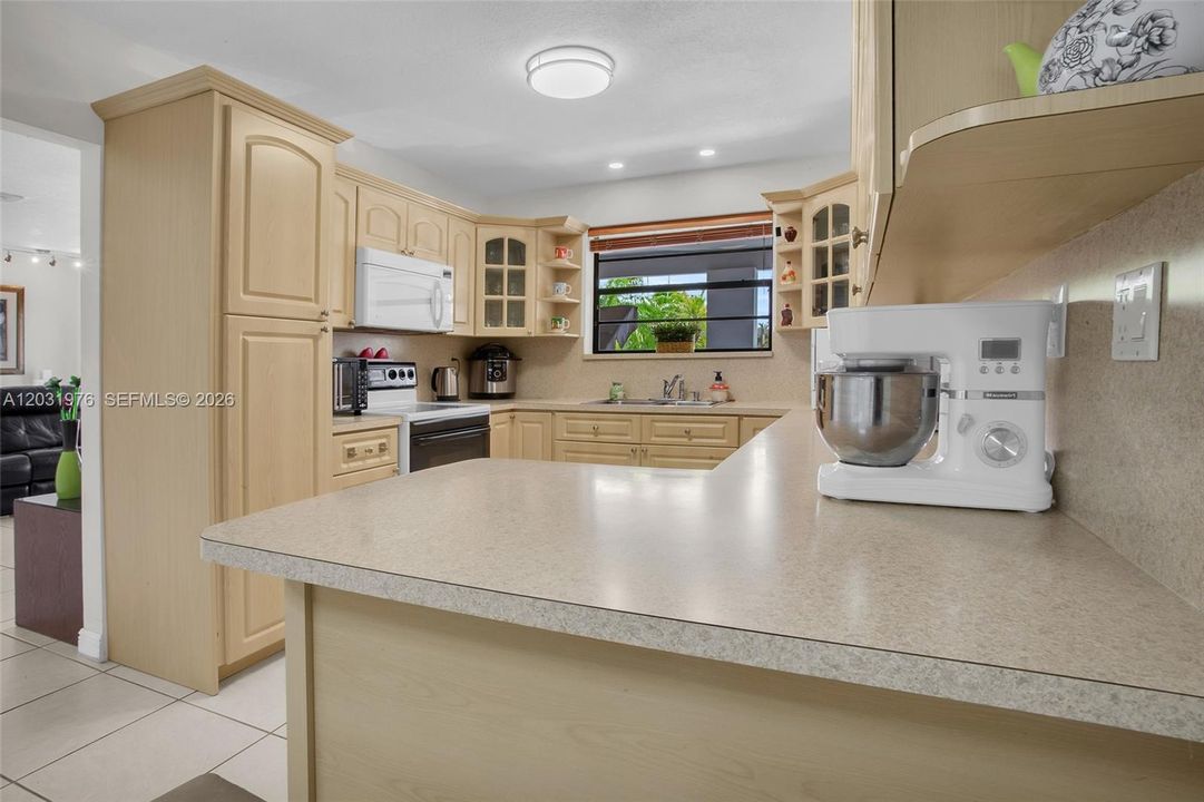 For Sale: $849,000 (3 beds, 2 baths, 2238 Square Feet)