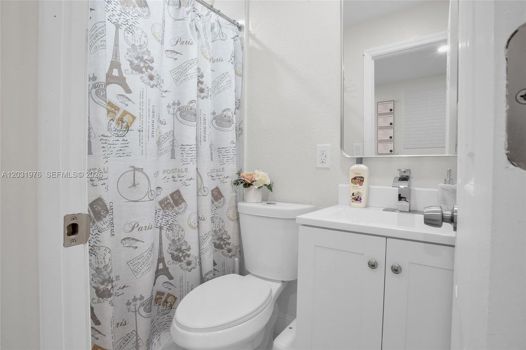 For Sale: $849,000 (3 beds, 2 baths, 2238 Square Feet)