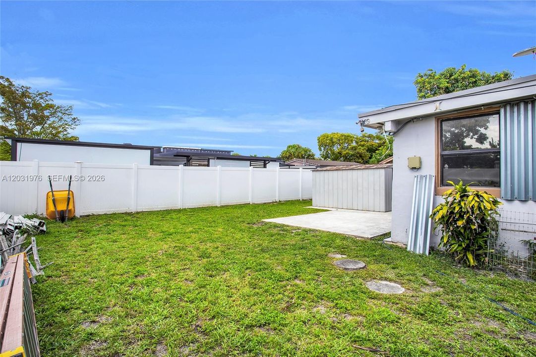 For Sale: $849,000 (3 beds, 2 baths, 2238 Square Feet)