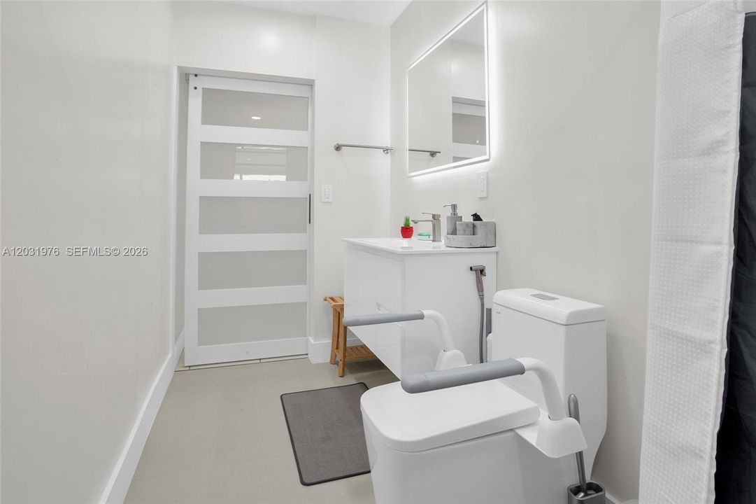 For Sale: $849,000 (3 beds, 2 baths, 2238 Square Feet)