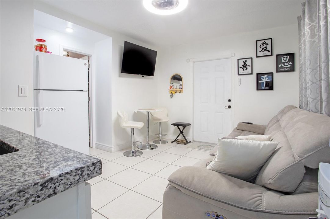 For Sale: $849,000 (3 beds, 2 baths, 2238 Square Feet)