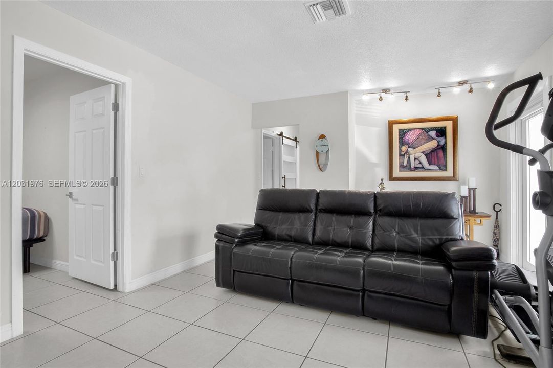 For Sale: $849,000 (3 beds, 2 baths, 2238 Square Feet)
