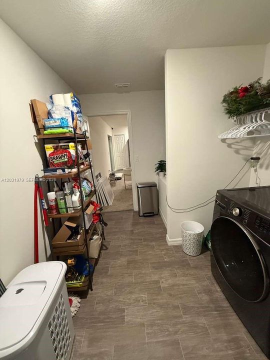 En Renta: $3,090 (3 camas, 2 baños, 1230 Pies cuadrados)