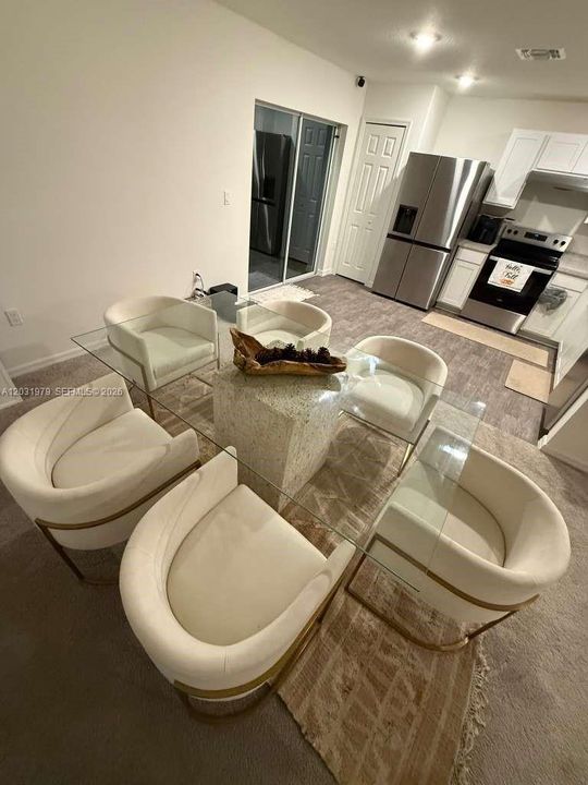 En Renta: $3,090 (3 camas, 2 baños, 1230 Pies cuadrados)