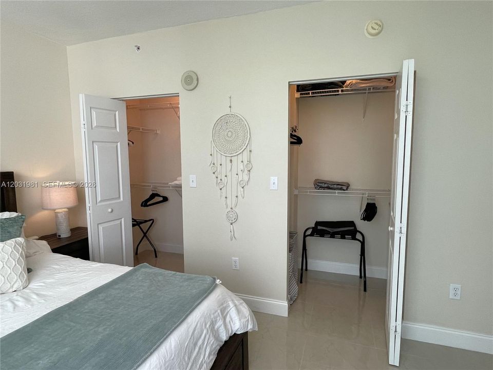 For Rent: $2,800 (1 beds, 1 baths, 792 Square Feet)