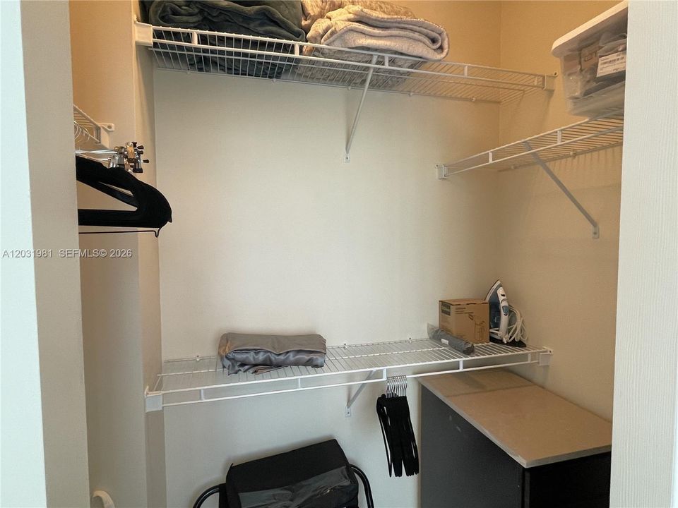 For Rent: $2,800 (1 beds, 1 baths, 792 Square Feet)