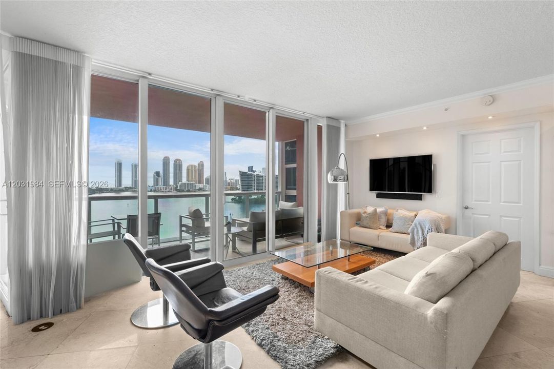For Sale: $1,150,000 (3 beds, 2 baths, 0 Square Feet)