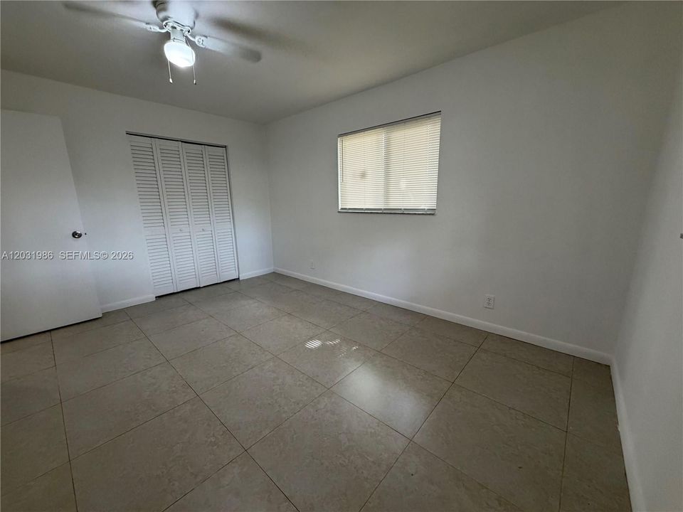 For Rent: $2,200 (2 beds, 1 baths, 2315 Square Feet)