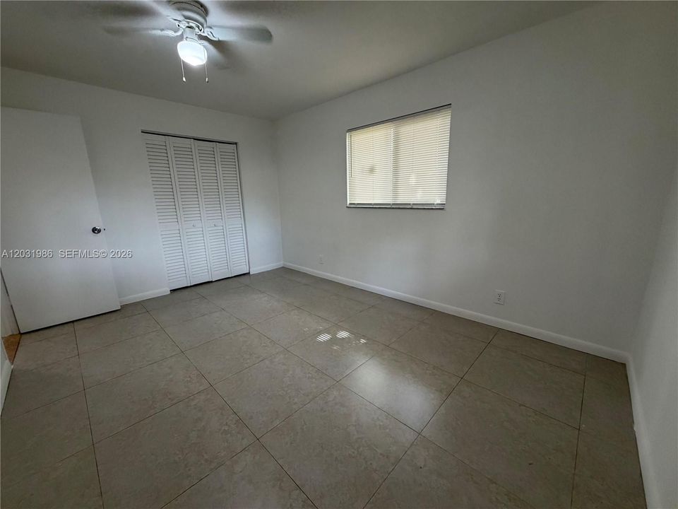 For Rent: $2,200 (2 beds, 1 baths, 2315 Square Feet)