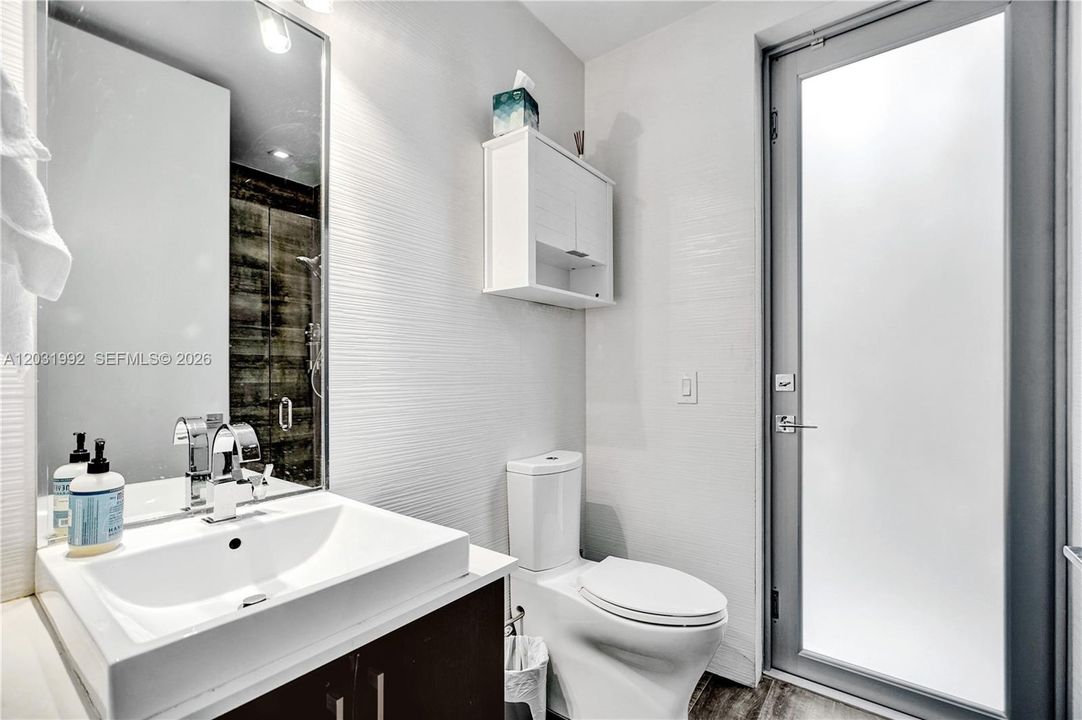 В аренду: $14,000 (5 спален, 4 ванн, 4269 Квадратных фут)