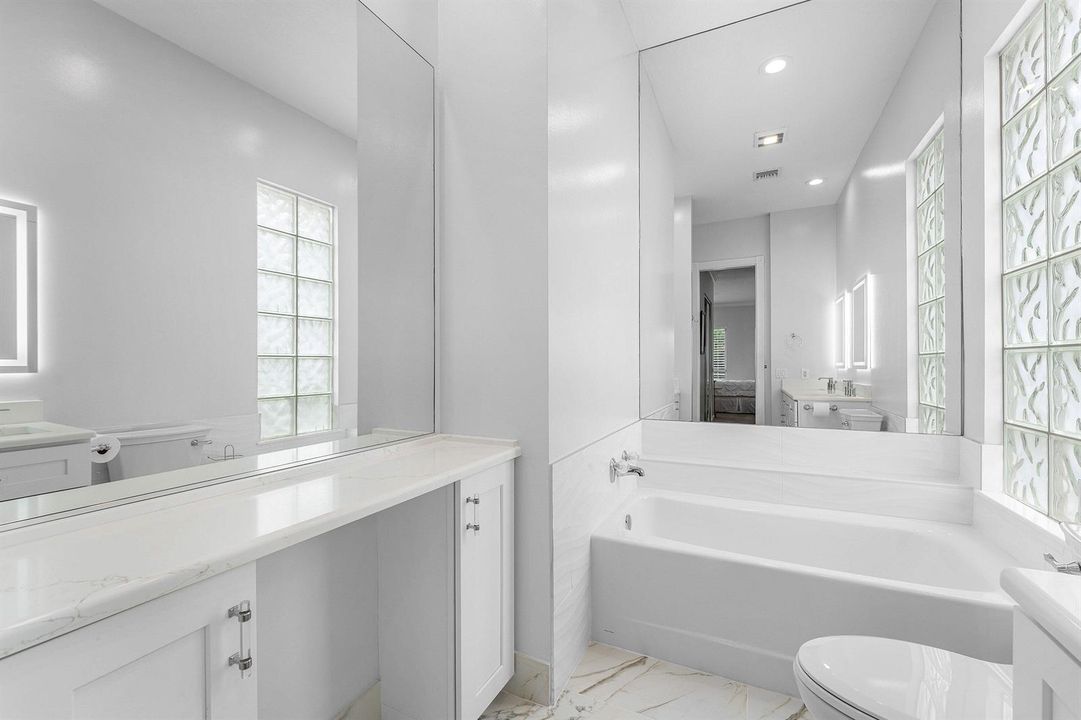 031-4786OrchardLane-DelrayBeach-FL-33445