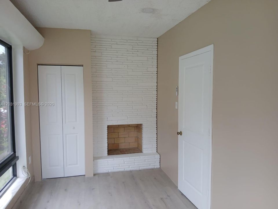 For Rent: $3,200 (3 beds, 2 baths, 2563 Square Feet)
