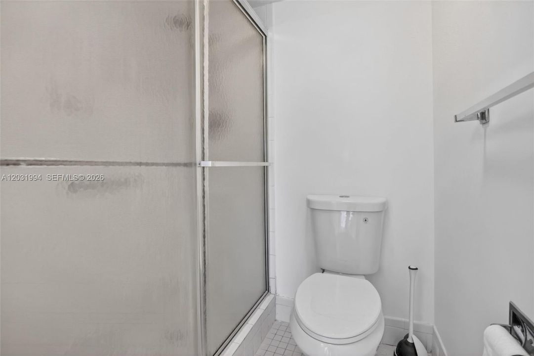 For Sale: $179,900 (2 beds, 2 baths, 1192 Square Feet)
