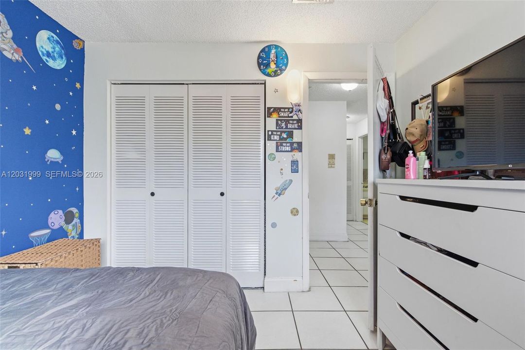 For Sale: $520,000 (3 beds, 2 baths, 1234 Square Feet)