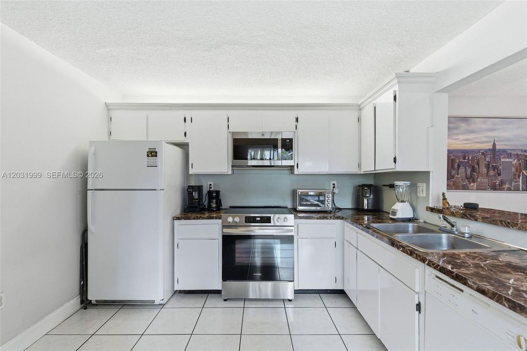 For Sale: $520,000 (3 beds, 2 baths, 1234 Square Feet)