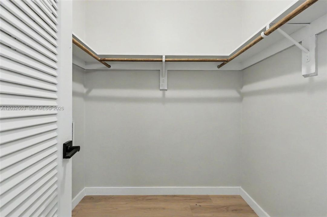 В аренду: $1,895 (1 спален, 1 ванн, 852 Квадратных фут)