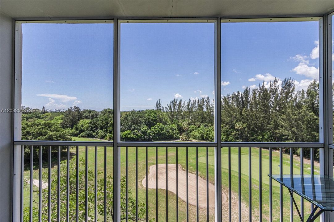 В аренду: $1,895 (1 спален, 1 ванн, 852 Квадратных фут)