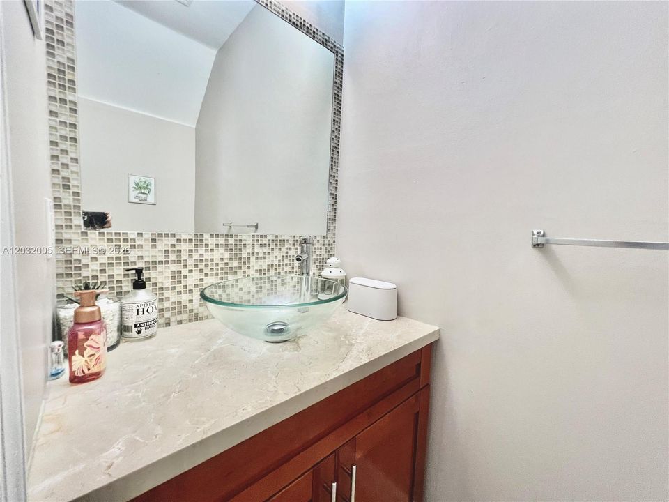 En Renta: $3,650 (4 camas, 2 baños, 1737 Pies cuadrados)