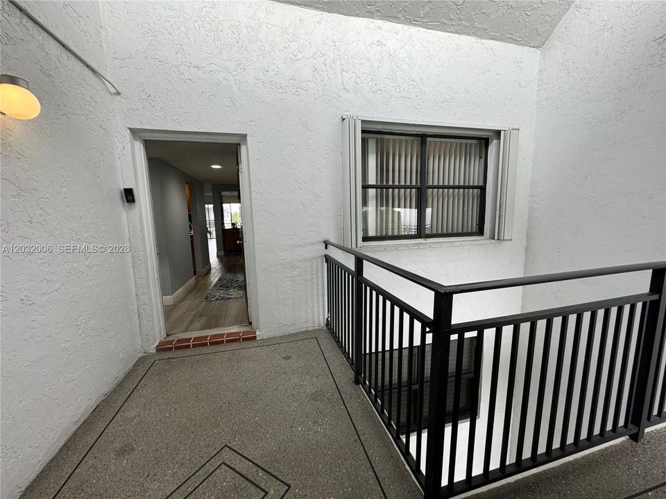 For Sale: $359,000 (3 beds, 2 baths, 1707 Square Feet)