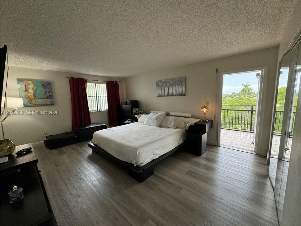 For Sale: $359,000 (3 beds, 2 baths, 1707 Square Feet)