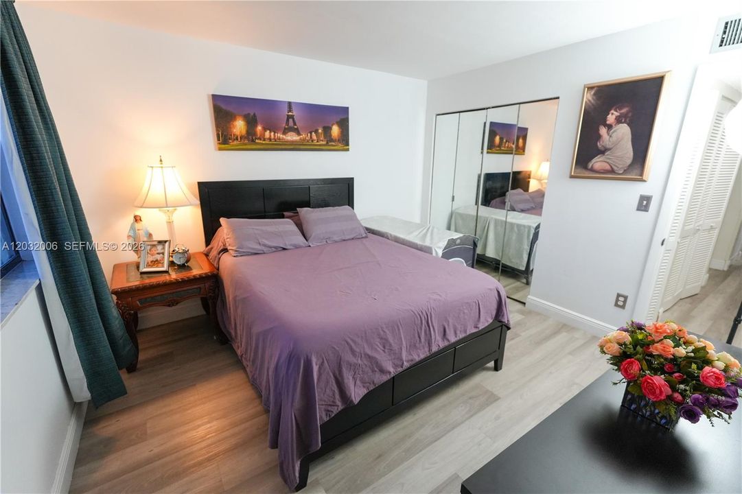 For Sale: $359,000 (3 beds, 2 baths, 1707 Square Feet)