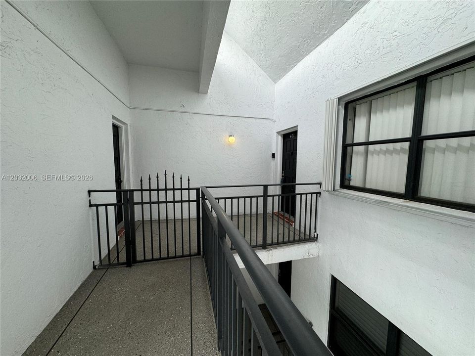 For Sale: $359,000 (3 beds, 2 baths, 1707 Square Feet)