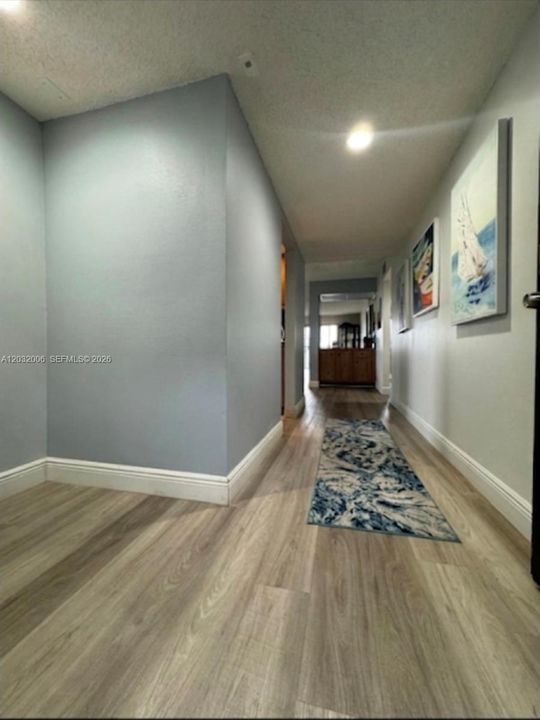 For Sale: $359,000 (3 beds, 2 baths, 1707 Square Feet)