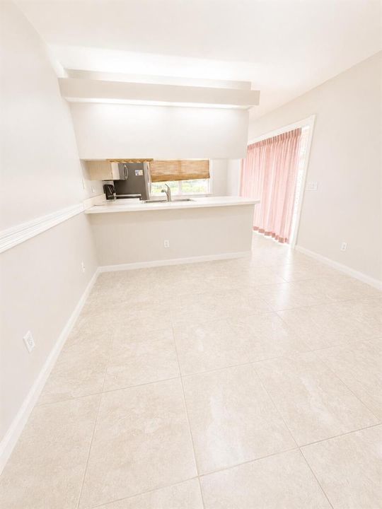 Kitchen/Dining Area