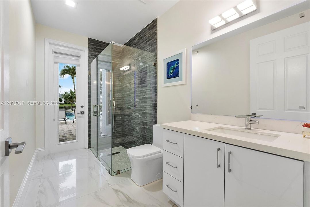 Cabana/Guest Bathroom
