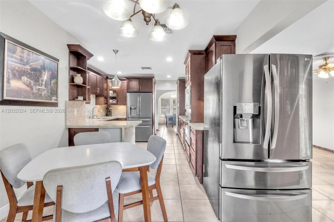 For Sale: $1,299,999 (4 beds, 2 baths, 2720 Square Feet)