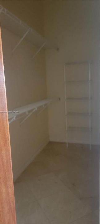 В аренду: $10,000 (5 спален, 4 ванн, 2922 Квадратных фут)