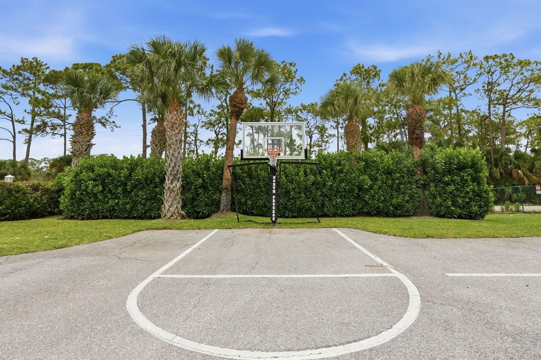 9205 SE Woods End Pl. Jupiter 33469